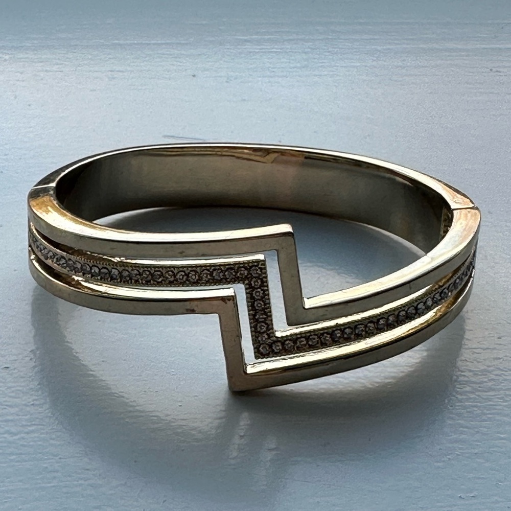 Chic Gold Geometric Bracelet